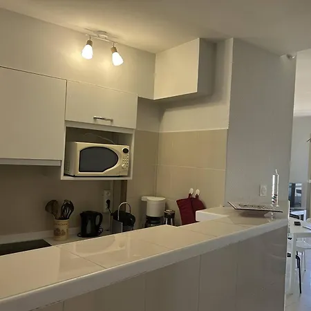 3 Pieces Climatise, Vue Mer, Centre-ville - Fr-1-251-863 Apartment