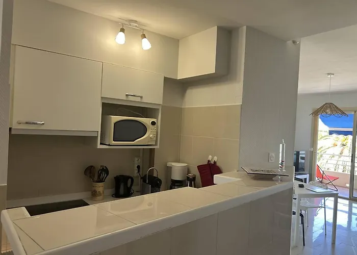 3 Pieces Climatise, Vue Mer, Centre-ville - Fr-1-251-863 شقة